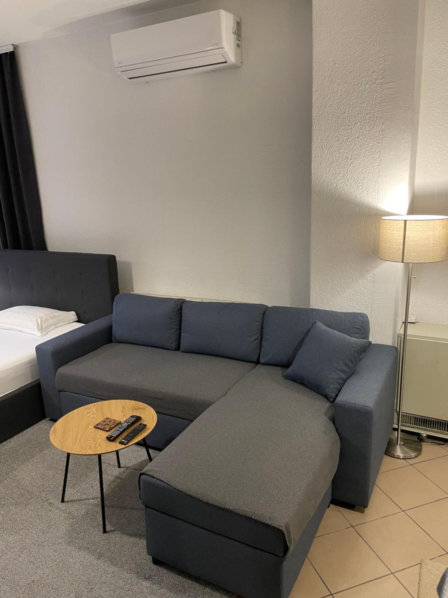 Friendly Rent Apartment Prishtinë Ngoại thất bức ảnh
