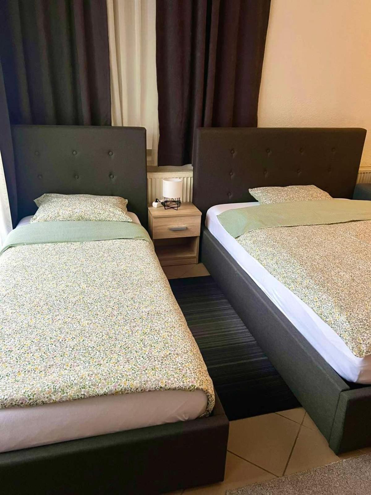 Friendly Rent Apartment Prishtinë Ngoại thất bức ảnh